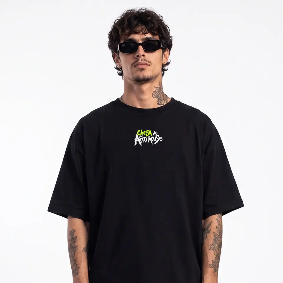 Camiseta Oversized Chega de Afro House — outra vista