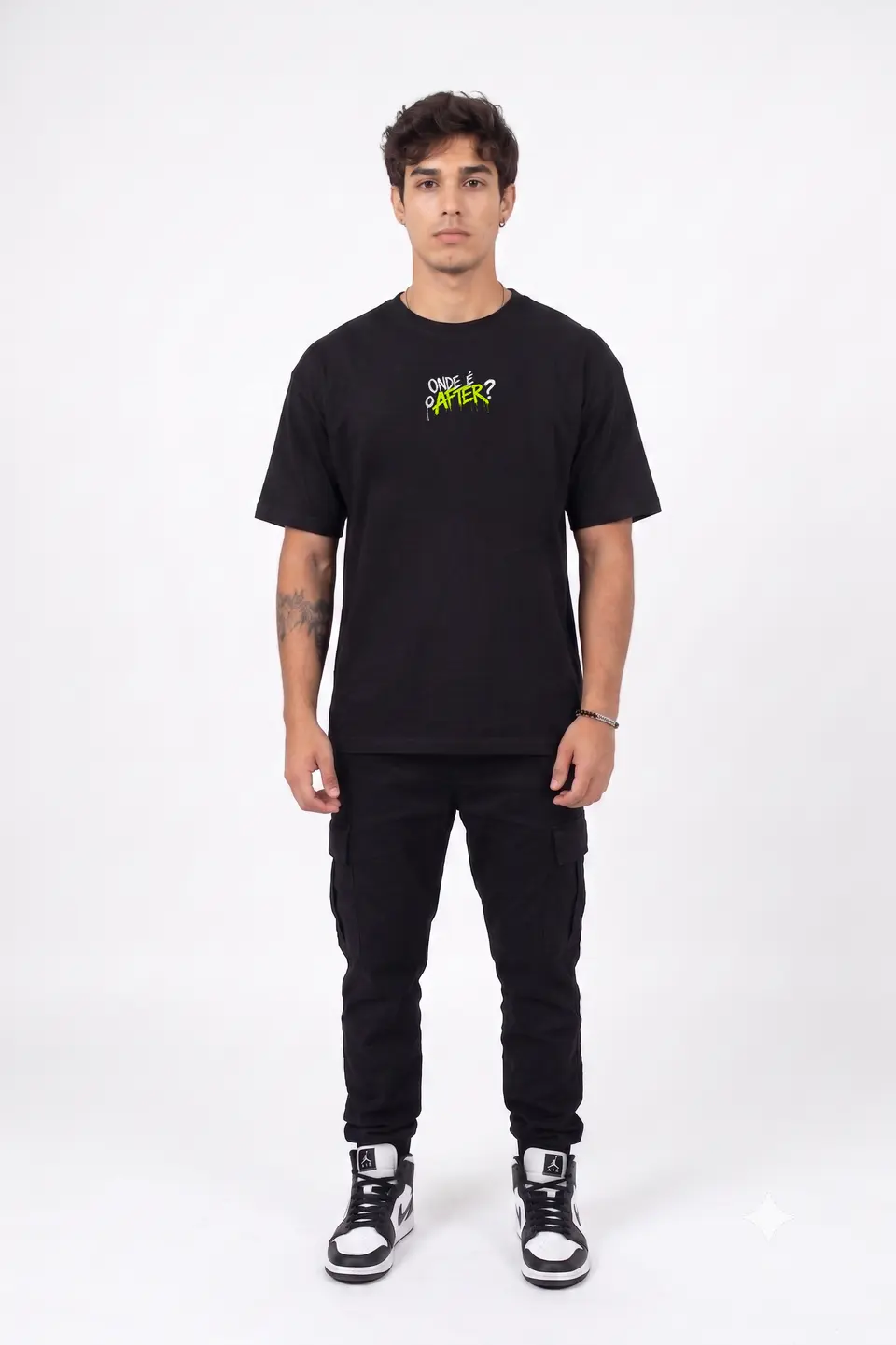 Camiseta Oversized Onde é o After ET — look completo, frente