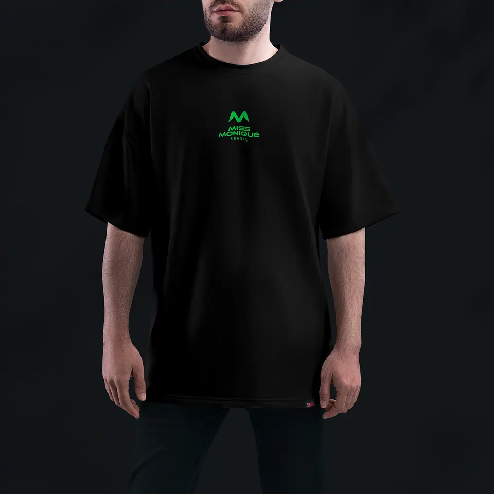 Camiseta MiMo Brasil Oversized preta — frente